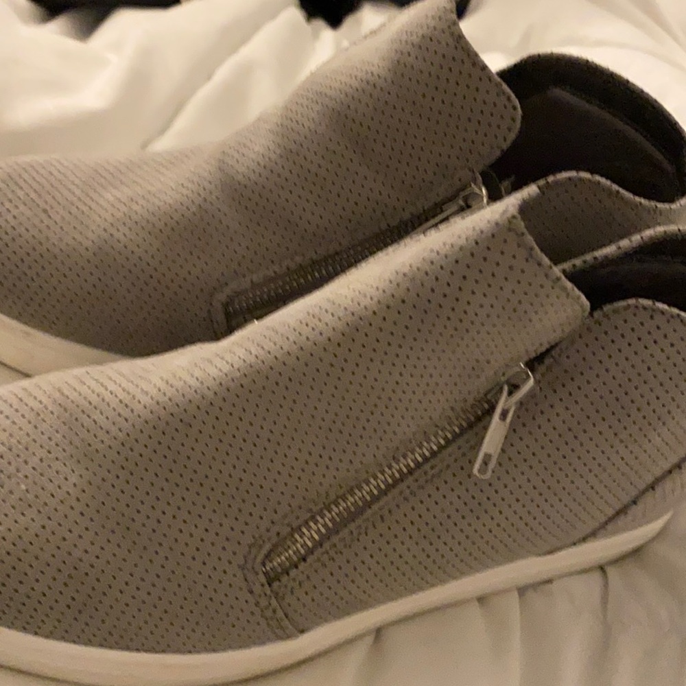 Steve Madden Wedge booties